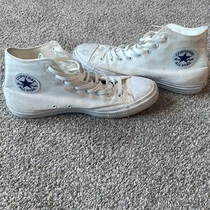 White converse all stars